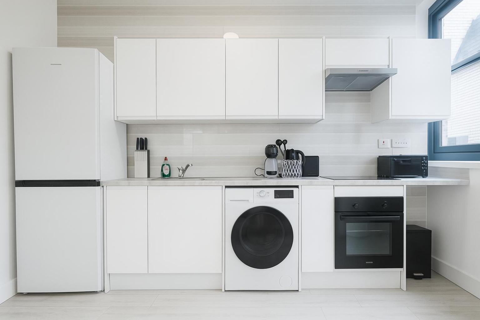 Apartment Stylish 2 Bedroom In The Heart Of Soho Walk To Cafes & Attractions! London